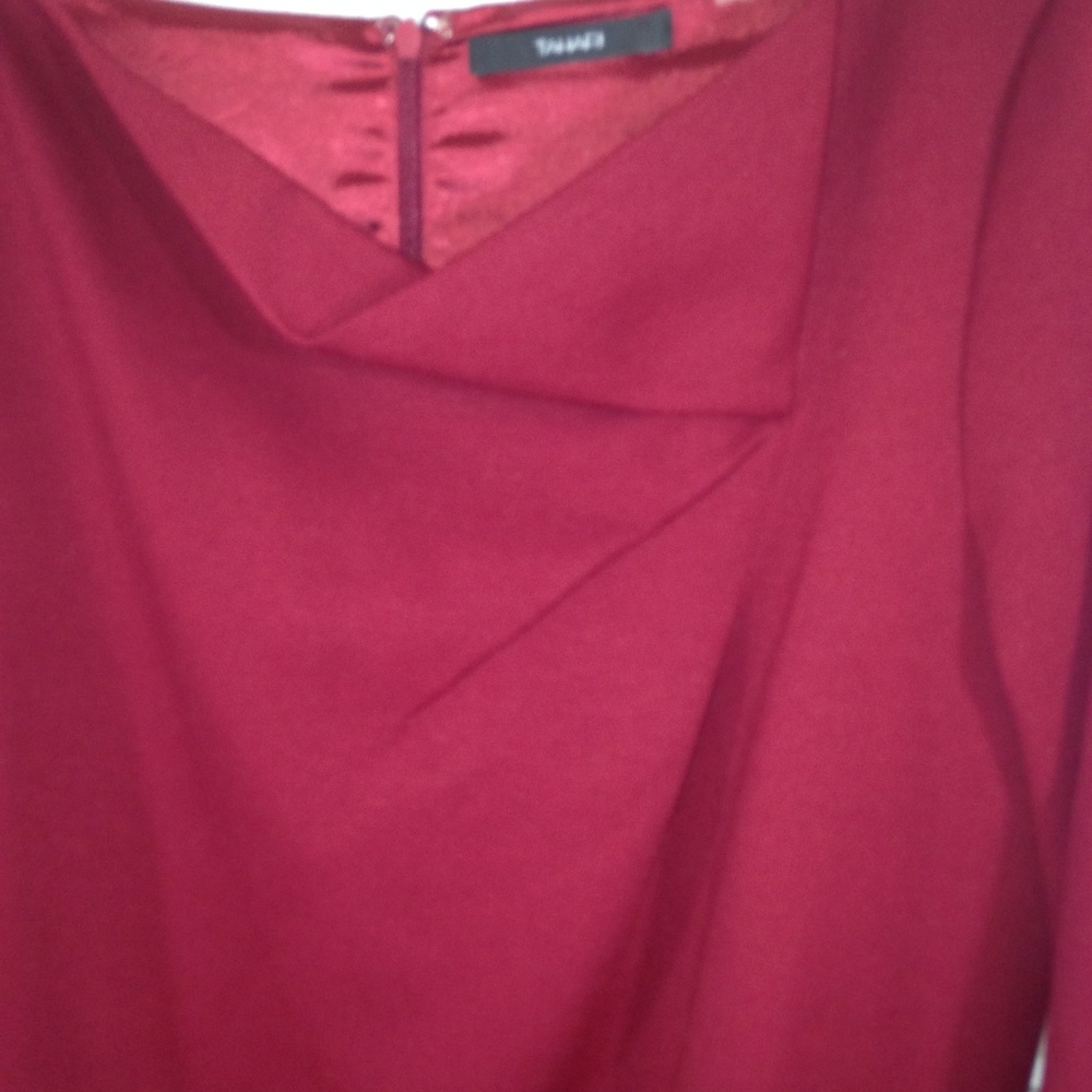 SOLD ~ Tahari Maroon Sleeve Sheath Dress Size 10 - Picture 4 of 7